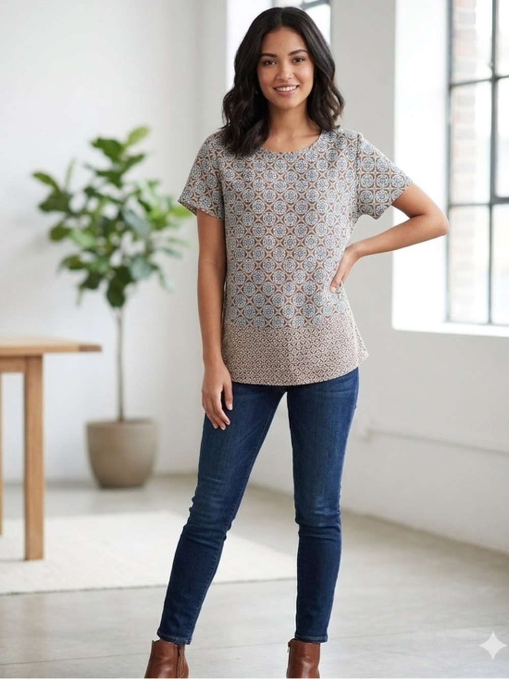 J. Jill Love Linen Women’s Medium Knit Brown Blue Medallion Short Sleeve Top M
